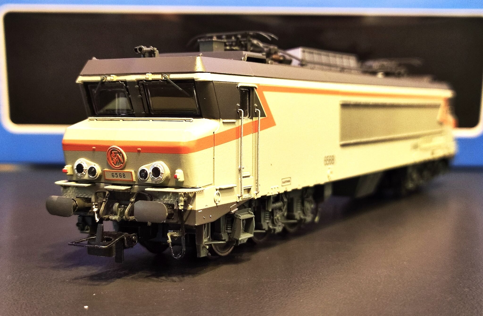 Jouef HJ 2445 HO - Locomotive BB 26000 Ter Grand Est FLUO Bb 26144 Sncf