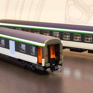 PIKO 94506 Set de deux voitures Corail SNCF B11u & B6Du (autres immatriculations)