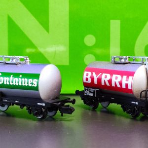 ARNOLD HN6702 Set de deux wagons citernes Icwf SNCF BYRRH - PREFONTAINES