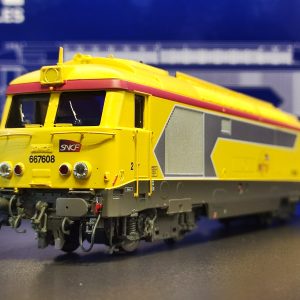 REE MB-242 Locomotive diesel SNCF BB 667608 INFRA