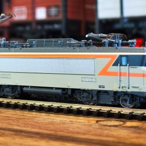 Seconde main ! FLEISCHMANN 7570014 Locomotive électrique SNCF BB 22241 - Digital Sonore