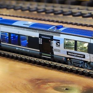 ARNOLD HN2684 Autorail SNCF X73575 TER Bretagne "BreizhGo"